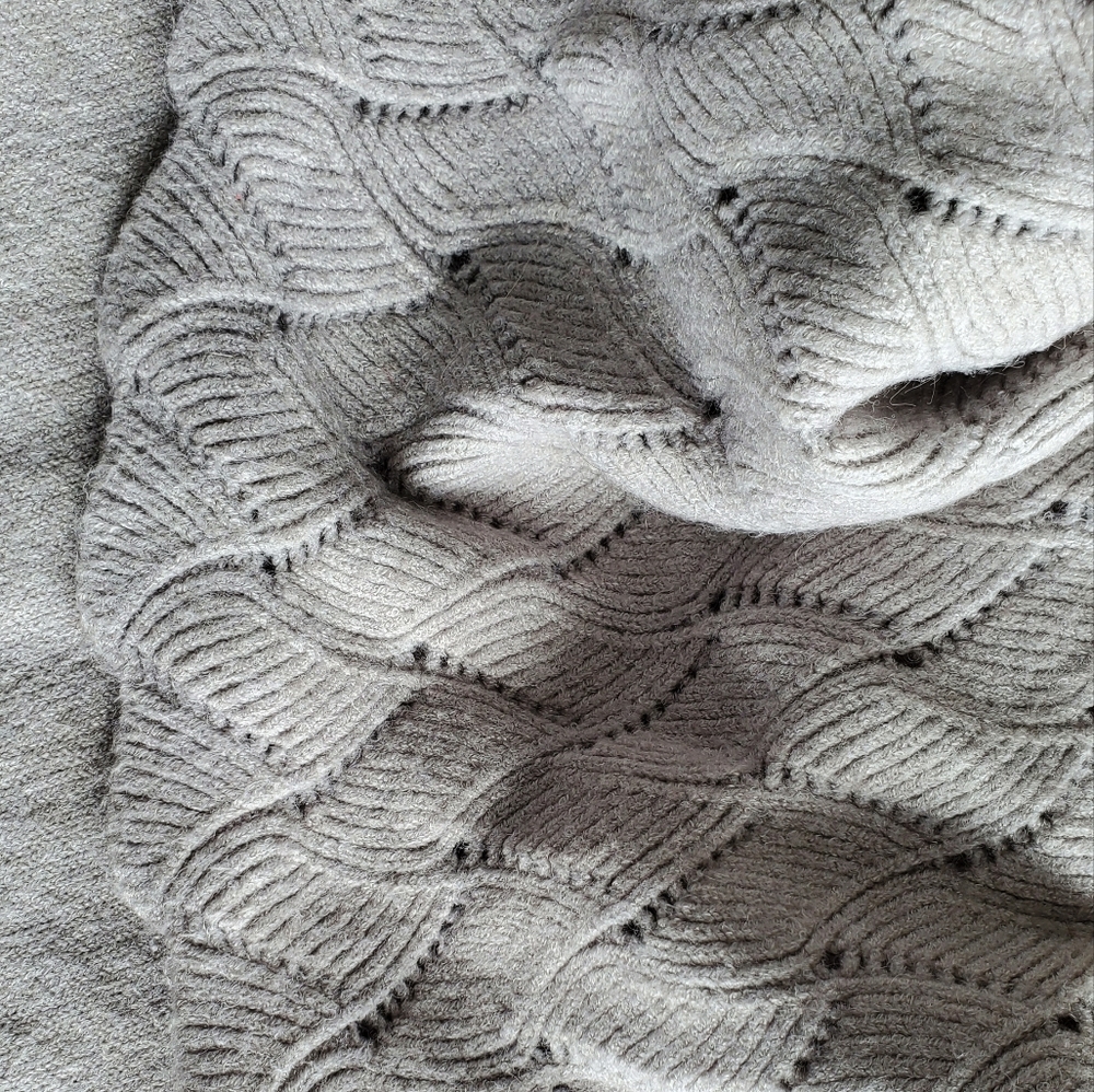 Tunic sweater - Picture 2 of 4